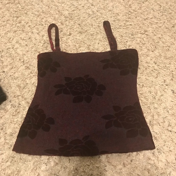Tops - Vintage Velvet Rose Print Top